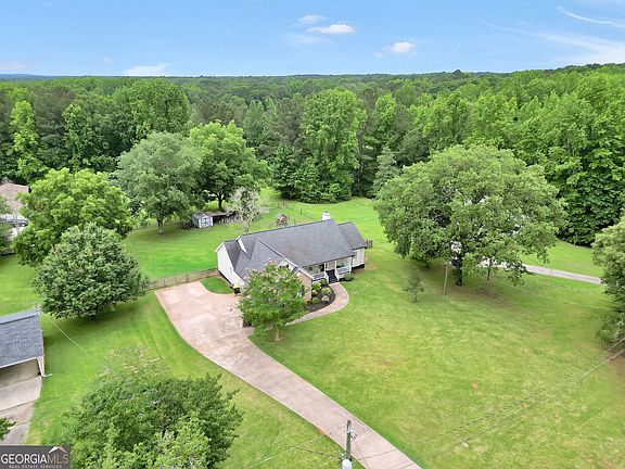 3rd image of 506 Swint Rd