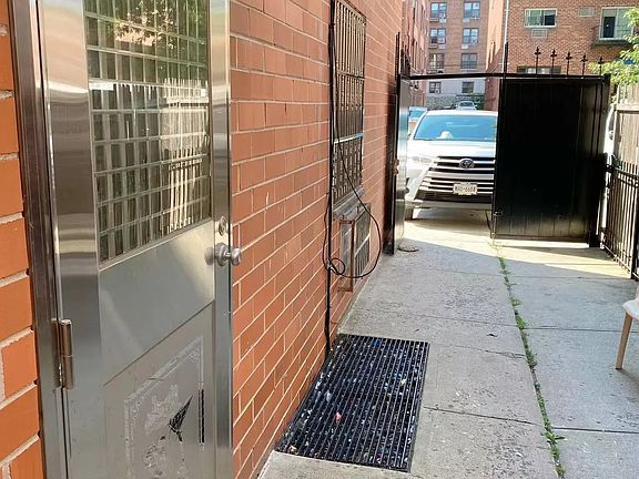 2nd image of 147-21 Barclay Ave #123