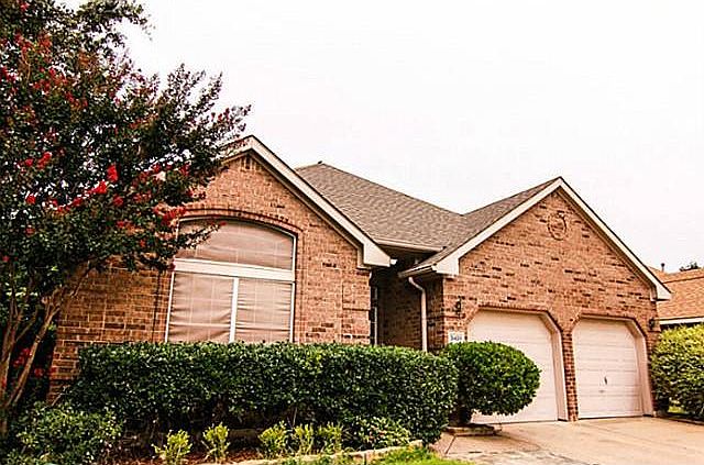 1st image of 3401 Bradford Dr