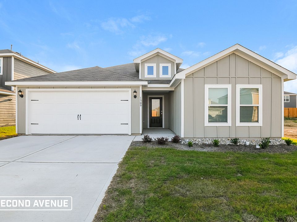 1st image of 1309 Woodwinds Dr