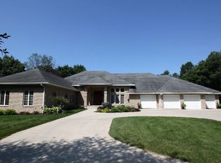 22363 180th Ave, Manchester, IA 52057