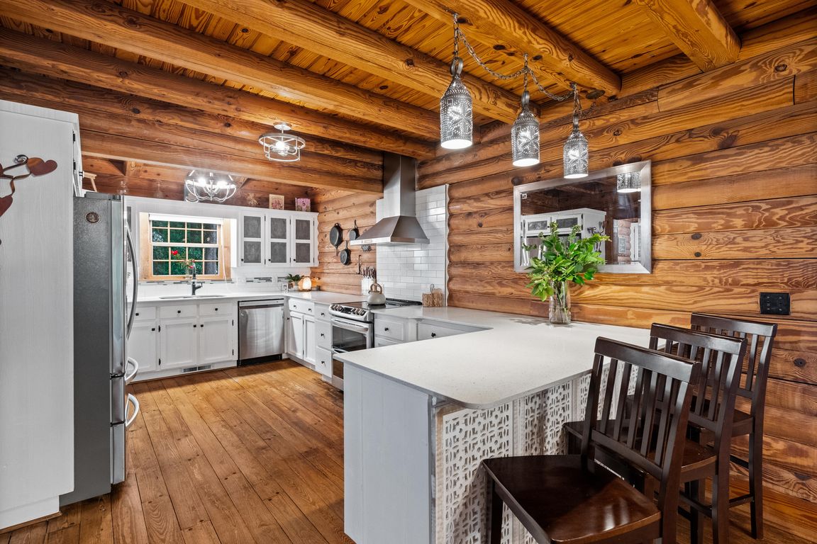 2257 Smith Farm Rd-17