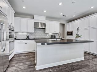 26 Country Glen St, Pomona, CA 91766
