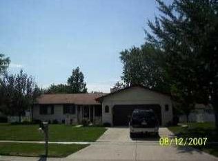 3154 Dogwood Dr, Oregon, OH 43616