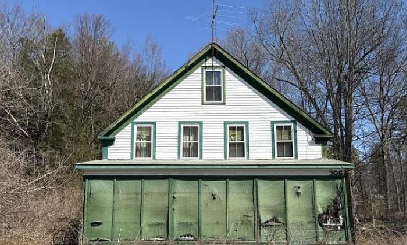 1st image of 306 Monument Rd
