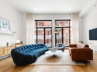 1655 Rue St #506, Montreal, QC H3K 3G9
