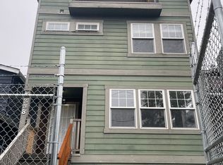 5238 11th Ave NE, Seattle, WA 98105