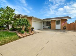 4915 Hillcrest Rd, Trenton, MI 48183