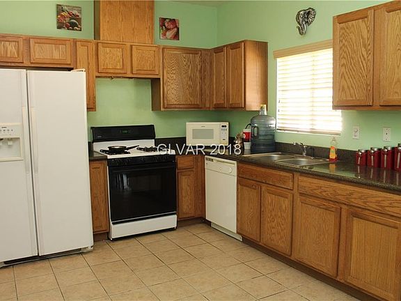 3rd image of 5117 Bellaria Pl