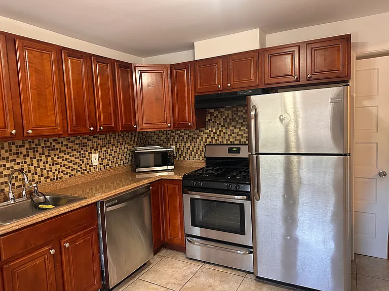 37 N Narberth Ave #2 — Photo 8