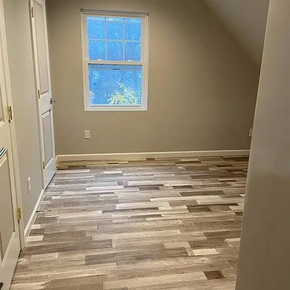 39 Albert St #3 — Photo 5