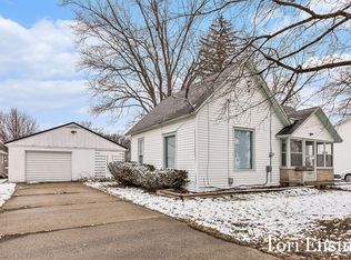 425 Birch St, Belding, MI 48809