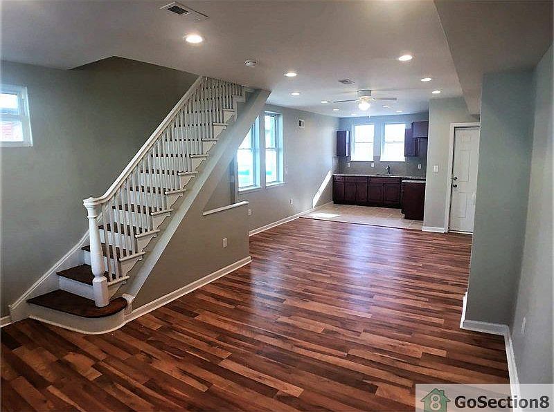 1st image of 6023 Tackawanna St