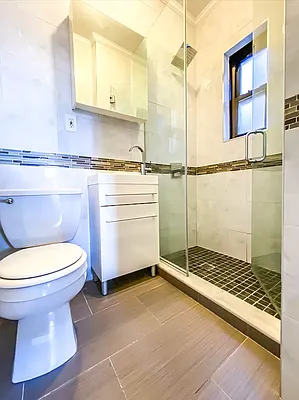 Rented by Voro New York | media 34