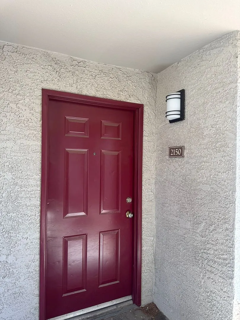 Great 2-bedroom, 2-full-bath condo in the desirable Verano community — Photo 2
