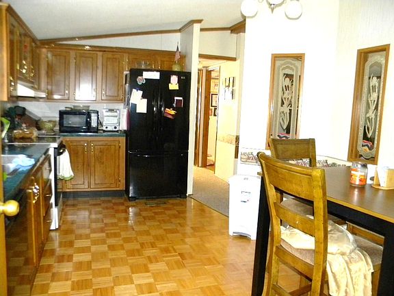 3rd image of 49 Heatherbrooke Est