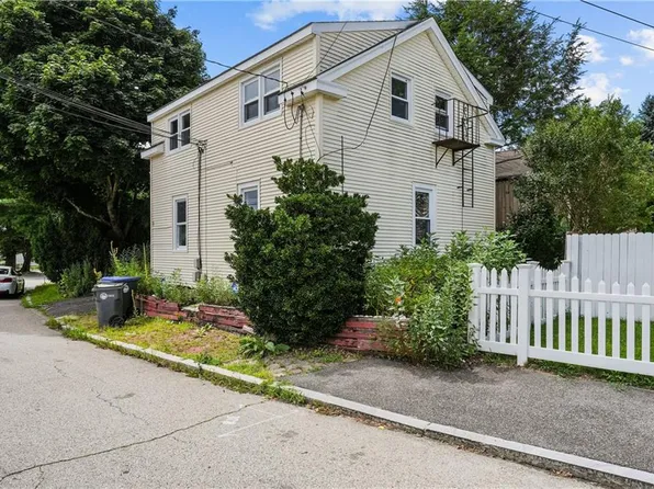 47-49 Sibyl St, Providence, RI 02909