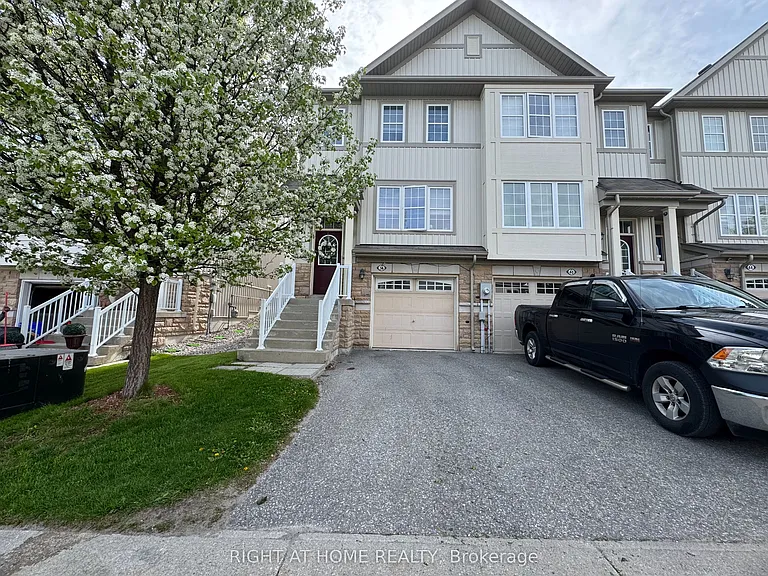 36 Farmstead Dr — Photo 3
