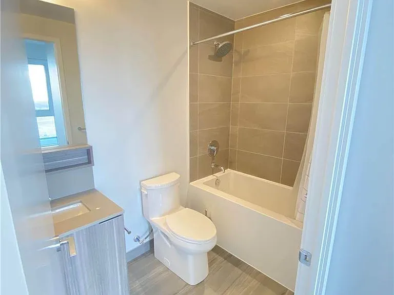 5 Buttermill Ave #3705 — Photo 7