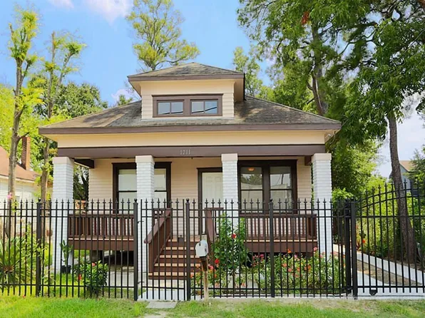 1211 Bingham St, Houston, TX 77007