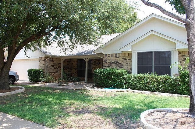 1st image of 3724 Woodmont Ct