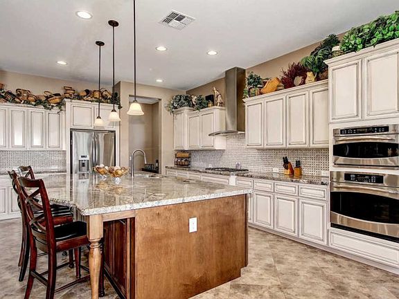 3rd image of 3834 E Cedar Dr