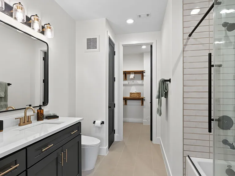 10899 S Hausman Rd #207 — Photo 12