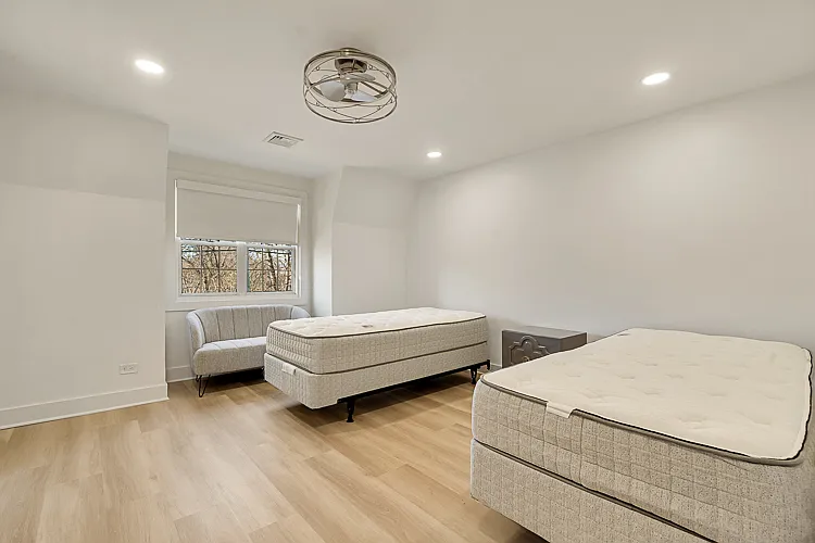1001 Norwood Ave #2 — Photo 15