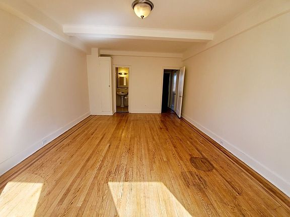 2nd image of 127 W 79th St #6A