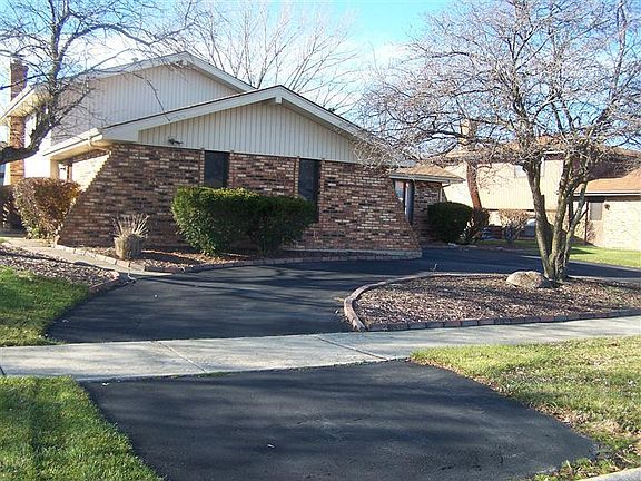 4th image of 19504 Lake Lynwood Dr