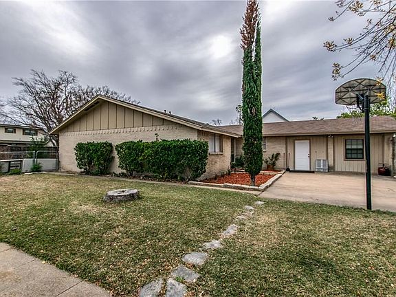 2nd image of 4413 Justice Ln