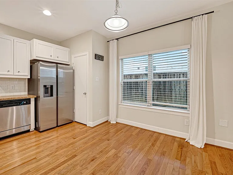 3730 Main Poplar Dr — Photo 11
