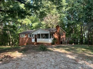 7065 Fieldcrest Ln, Denver, NC 28037