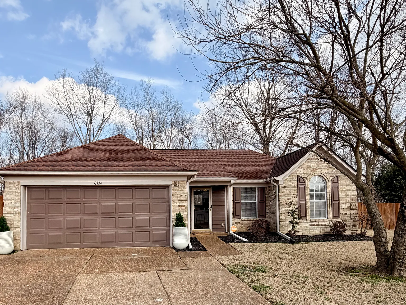 6734 Whitten Grove Cv — Photo 2