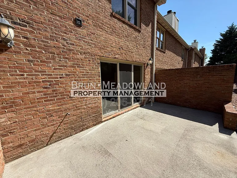 10427 Ravenbrook Ln — Photo 19