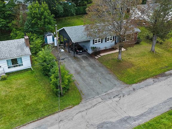 5th image of 135 Chelsea Ct
