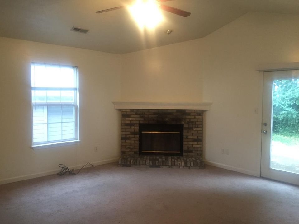 1st image of 640 Hugging Bear Ln