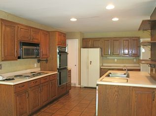 7 Jensen Ct, Chatham, NJ 07928