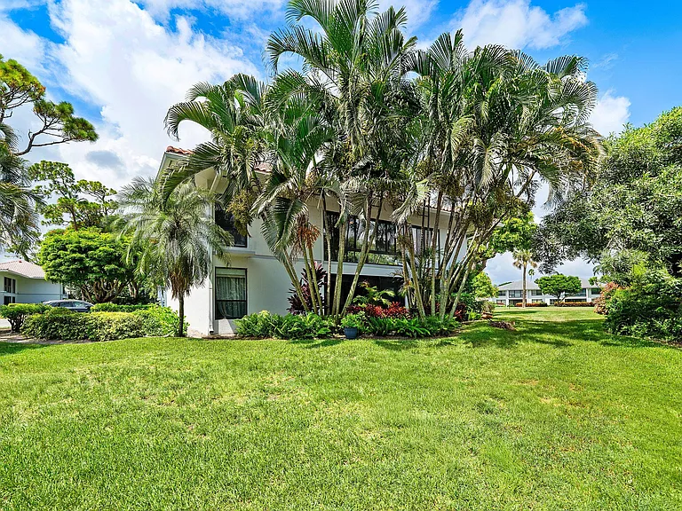 4022 Quail Ridge Dr N #B — Photo 25