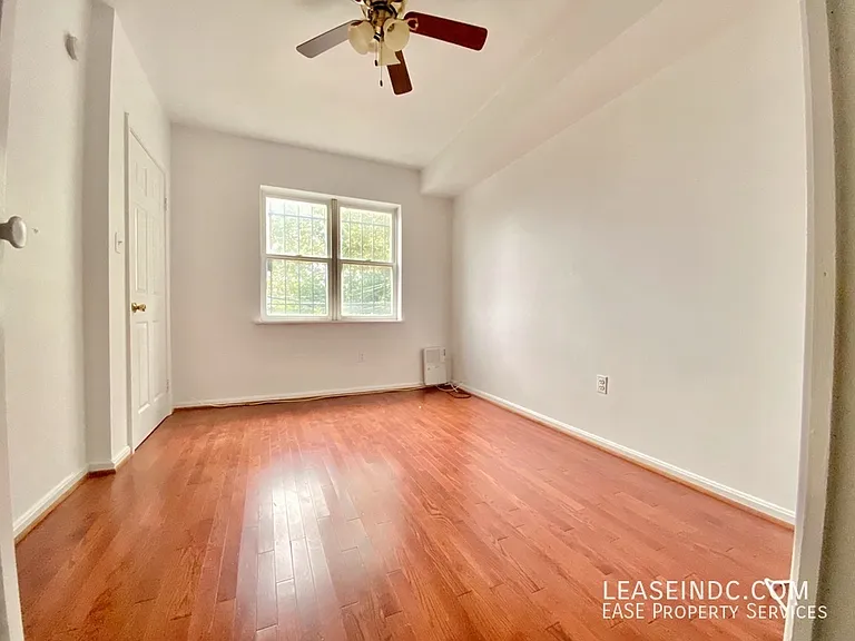1721 11th St NW #2 — Photo 16