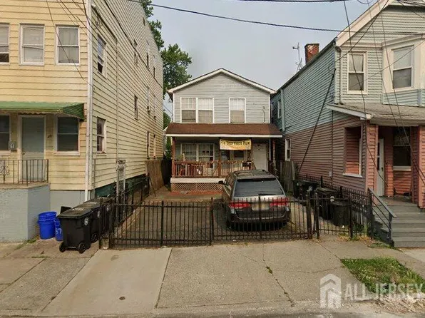 47 Norwood St, Newark, NJ 07106