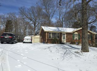 619 Kingsbury Rd, Clarksville, TN 37040