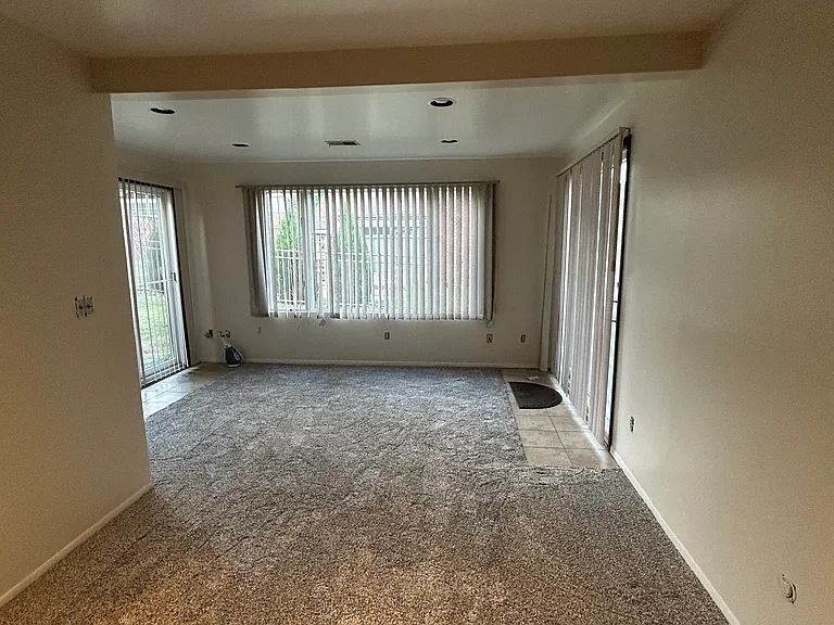 4004 Briarwood Dr — Photo 9