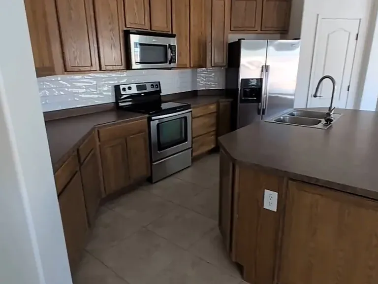 3145 N 302nd Ln — Photo 13