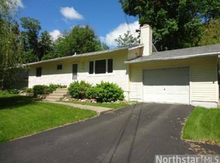 5060 Glendale Rd, Mound, MN 55364