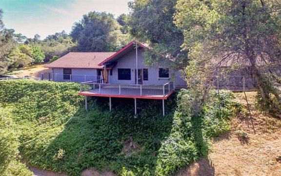5th image of 49950 Leaning Pine Ln
