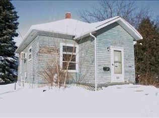 201 N 7th St, Marshall, MN 56258