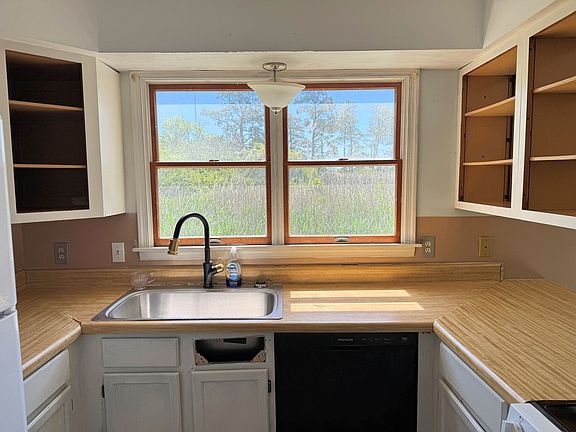 4th image of 3284 Lekites Dr