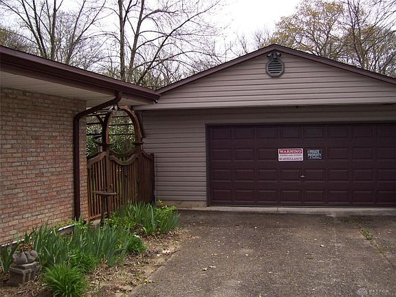 5th image of 550 Valewood Ln