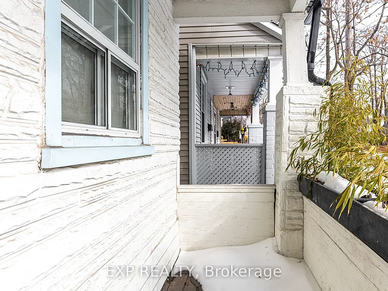 146 Hanson St — Photo 7